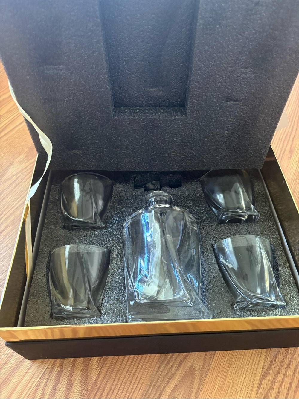 Glass Decanter and Tumbler Set NEW!